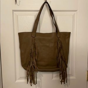 Vince Camuto tote